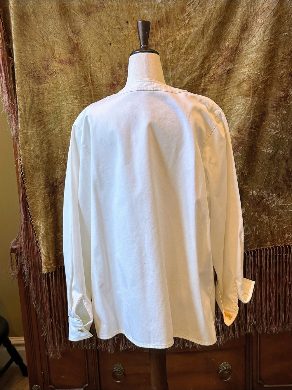 Bob Mackie White Embroidered Market Scene Blazer - Picture 9 of 9